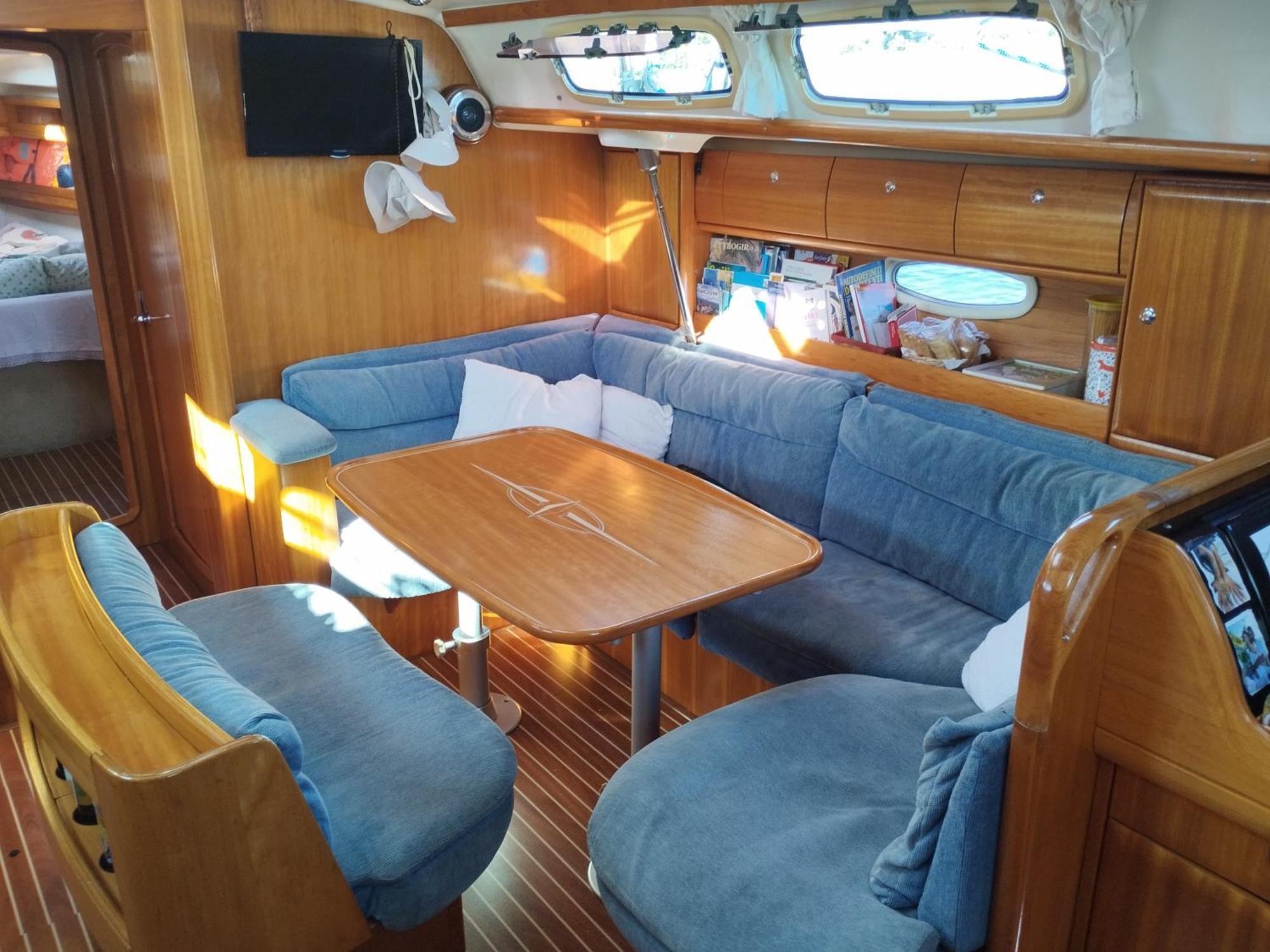 Botel Cassiopeia